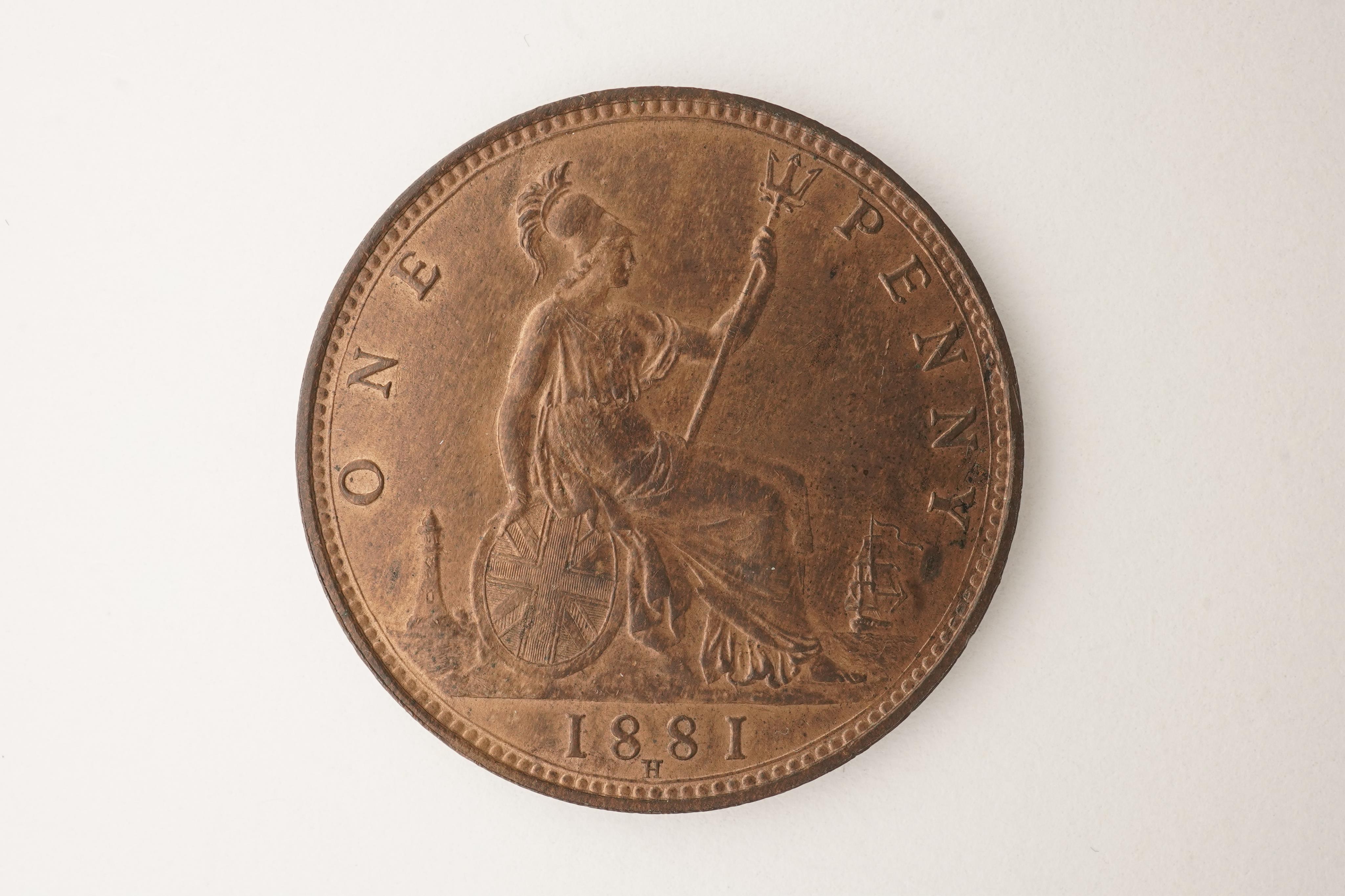 British coins, Victoria, three bronze pennies;, 1879, large date, Fr. 97, Gouby dies M/k, about UNC, lustre, 1880, Fr. 99, Gouby dies M/k, crisply struck, about UNC, obv. lustre, rev. dark toned, 1881, H below date, Heat